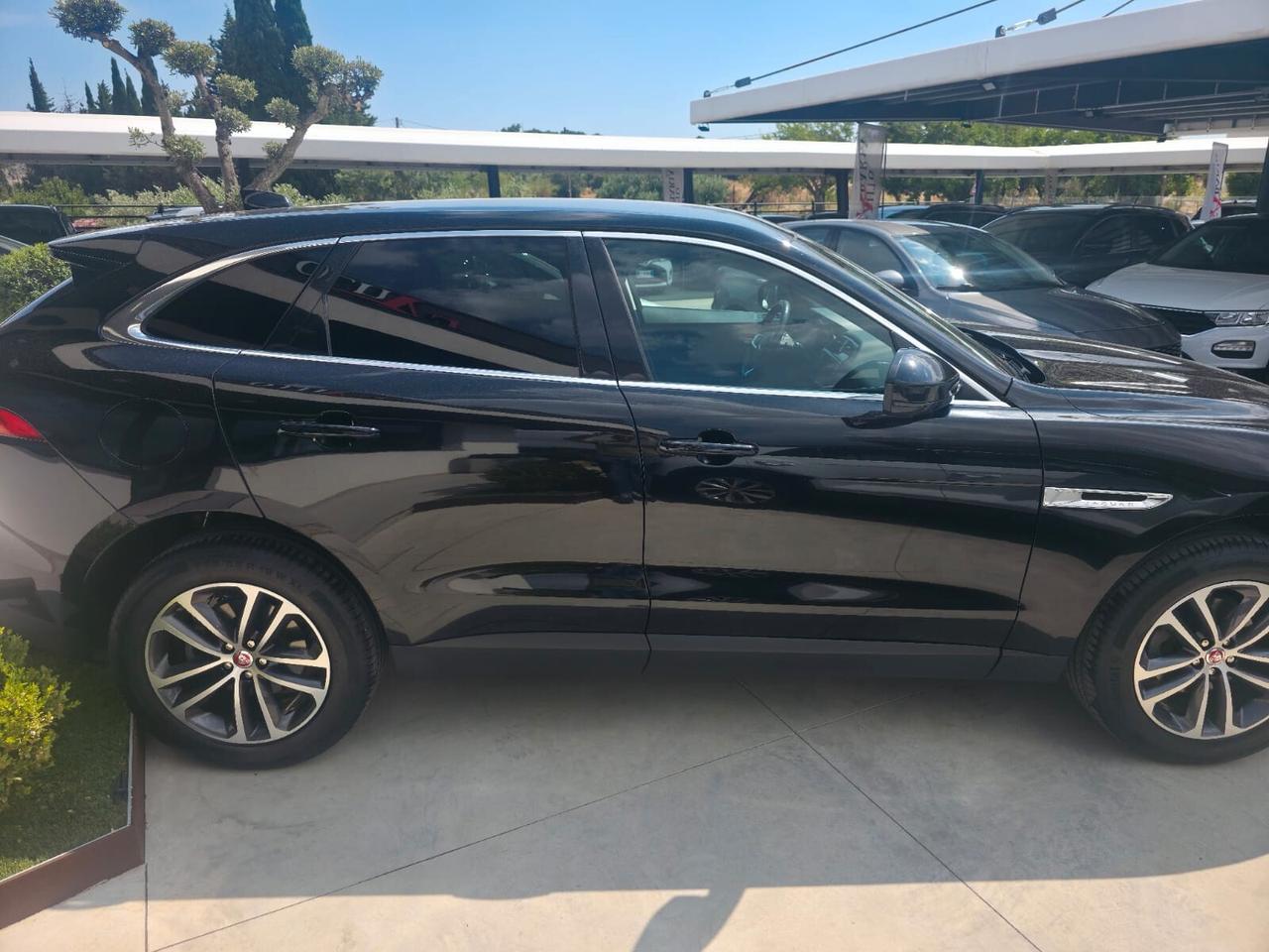 Jaguar F-Pace 2.0 D 240 CV AWD aut. Prestige