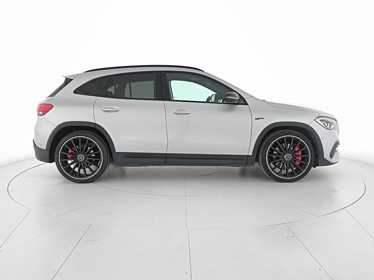 Mercedes GLA AMG 35 4matic