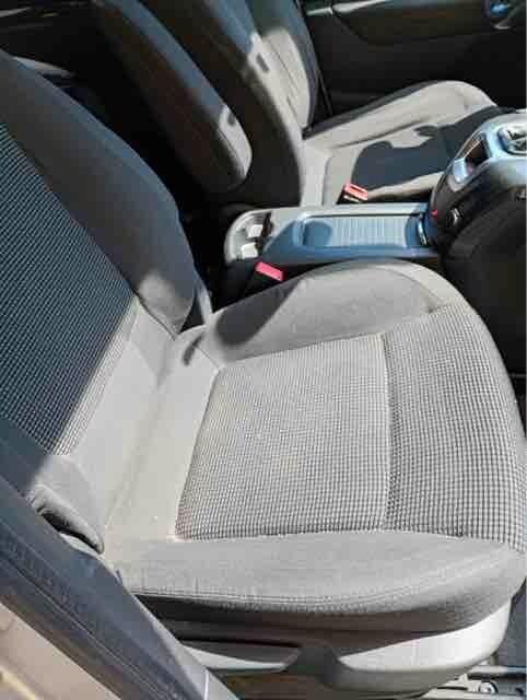 Peugeot 5008 2.0 HDi