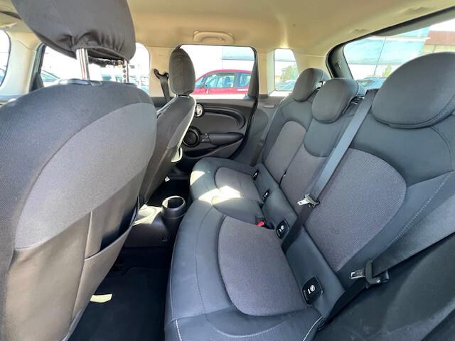 Mini 1.5 Cooper D 5 porte