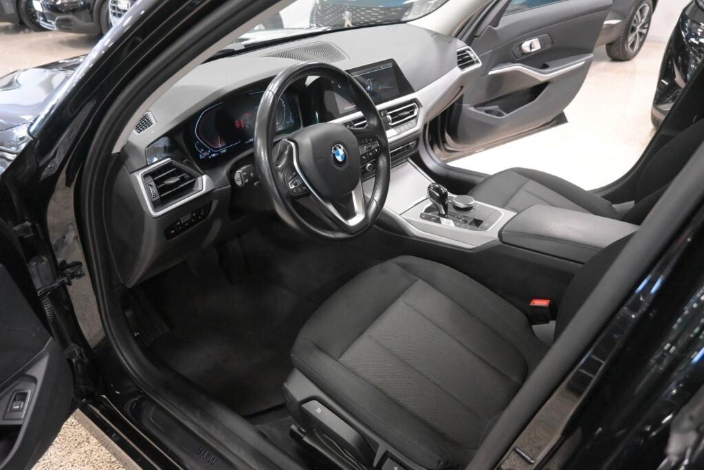 Bmw 320 318d 48V Touring Business Advantage