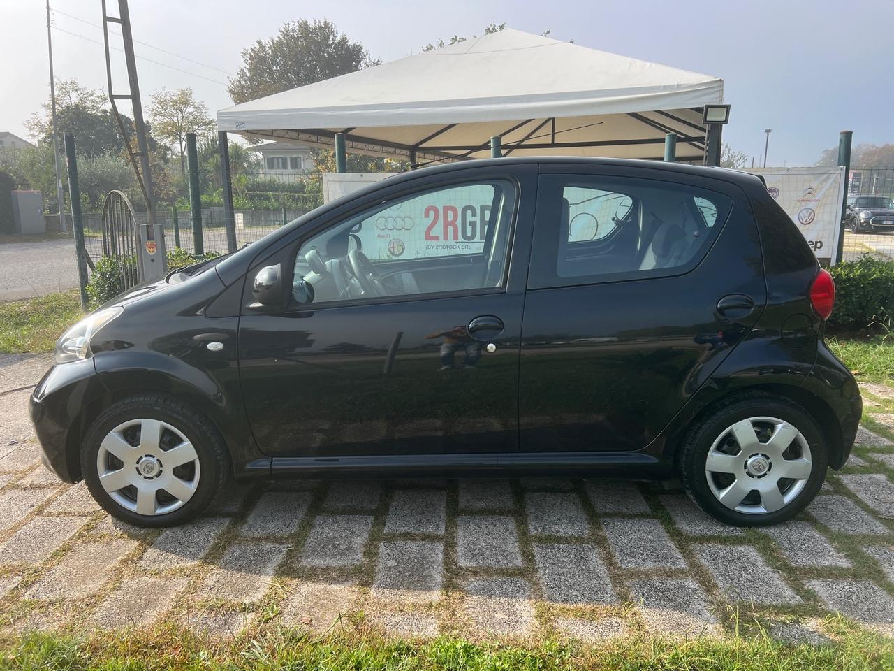 Toyota Aygo 1.0 50KW 5 porte-2007"NEOPATENTATI"