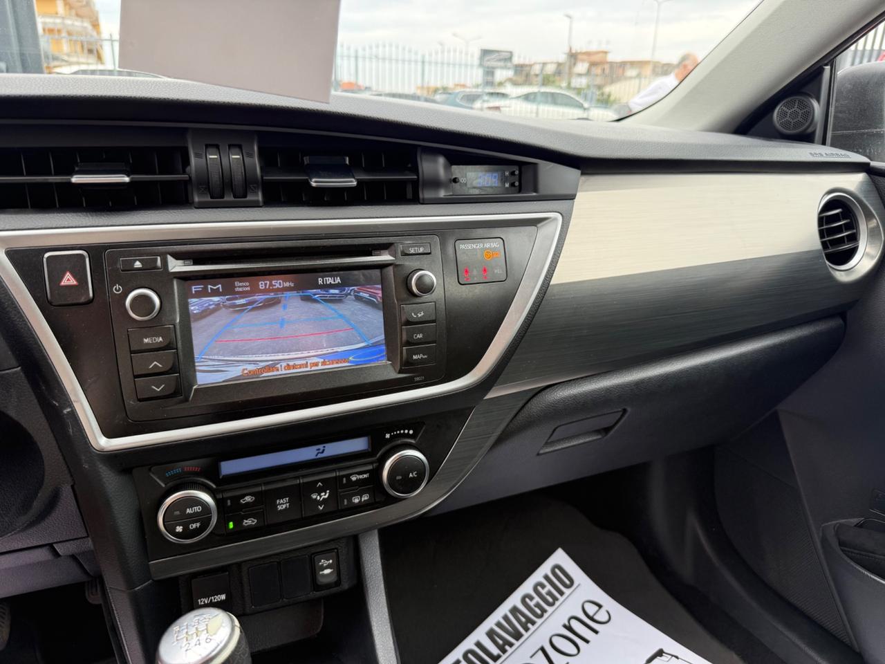 Toyota Auris Touring Sports 1.4 D-4D Lounge
