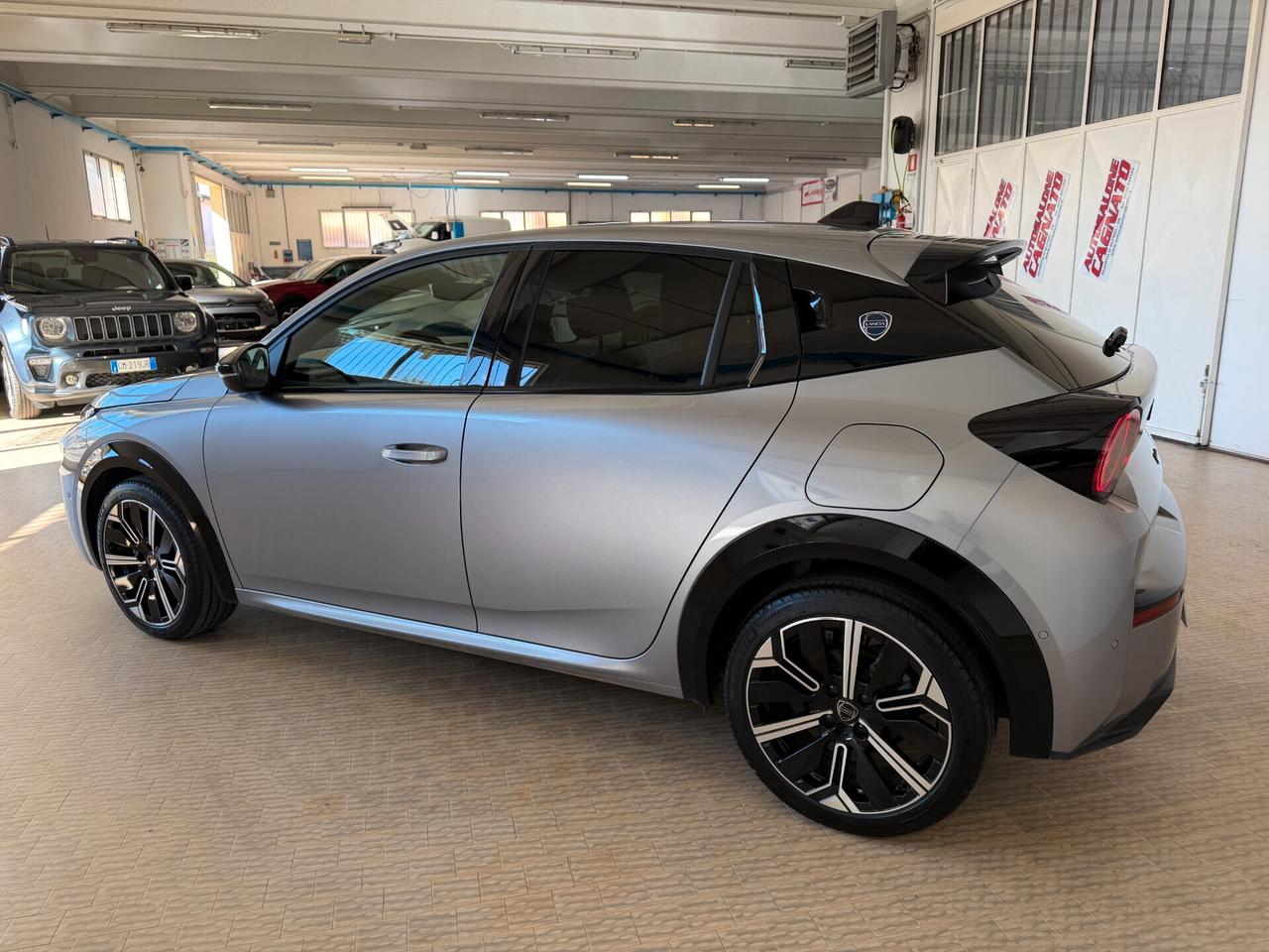 Lancia Ypsilon Hybrid e-DCT LX 2025 Km 4600 Fulloptional