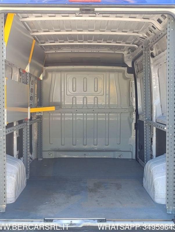 Peugeot Boxer 330 2.2 BlueHDi 140 S&S PM-TN Furgone
