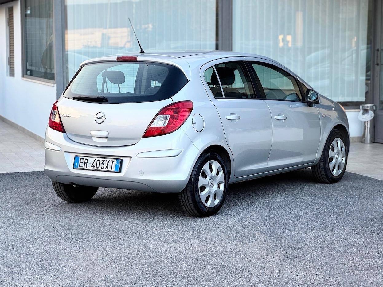 Opel Corsa 1.2 Benzina 85CV E5 Neo. - 2013