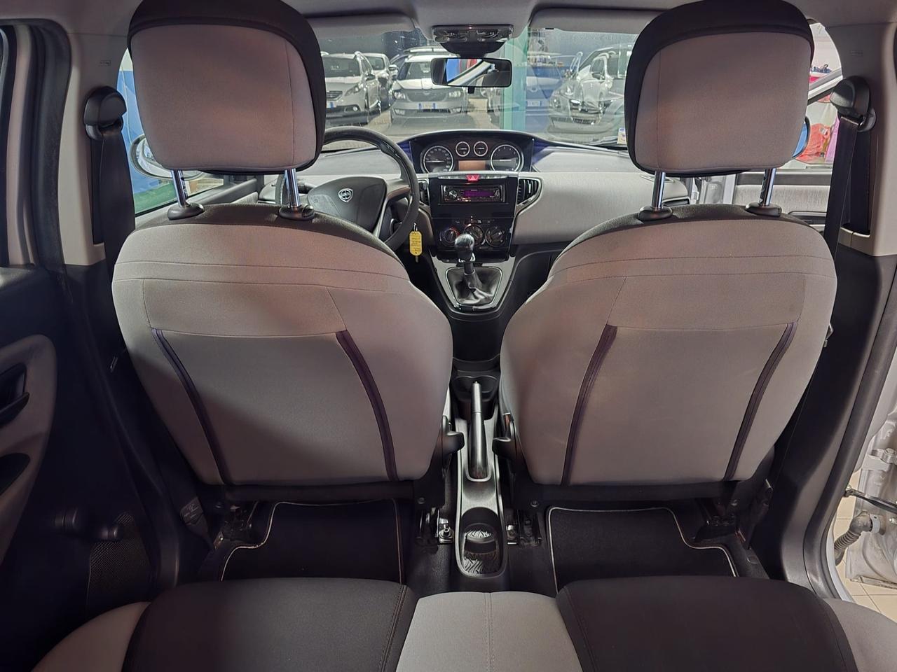 Lancia Ypsilon 0.9 TwinAir 85 CV 5 porte Metano Ecochic Gold