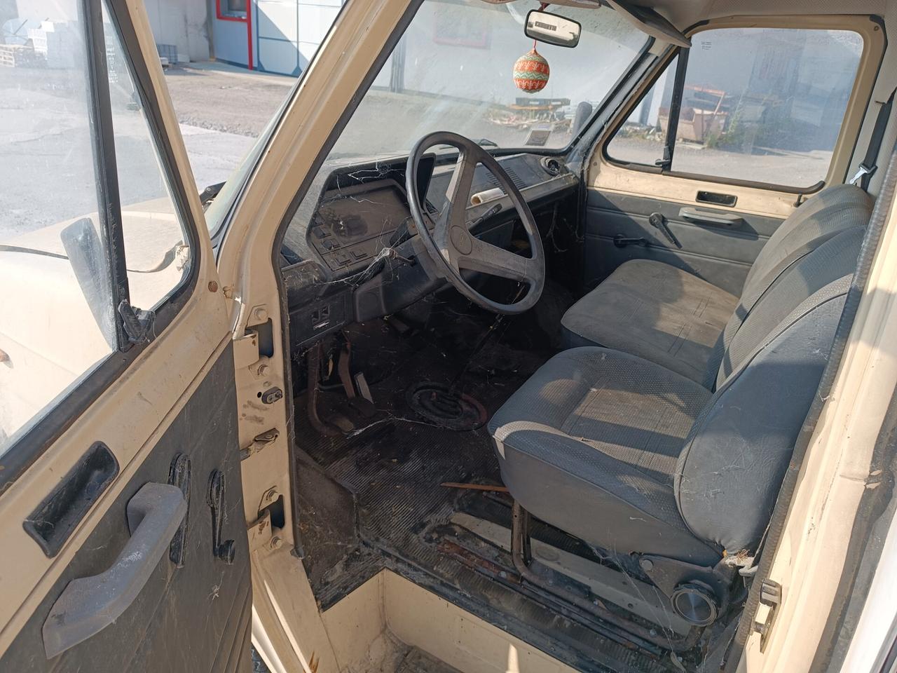 FORD 2.4 DIESEL
