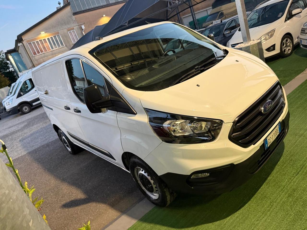 Ford Transit custom L1 H1 2.0 TDCI furgone