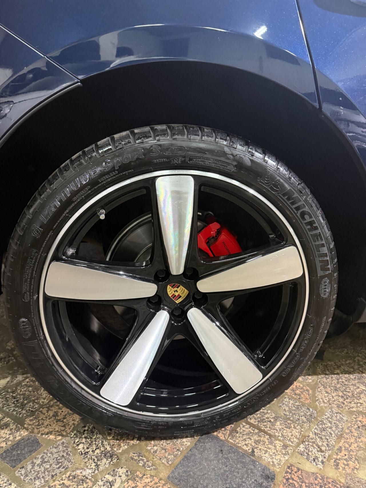 Porsche Macan 2.0 245 Cv Strafull