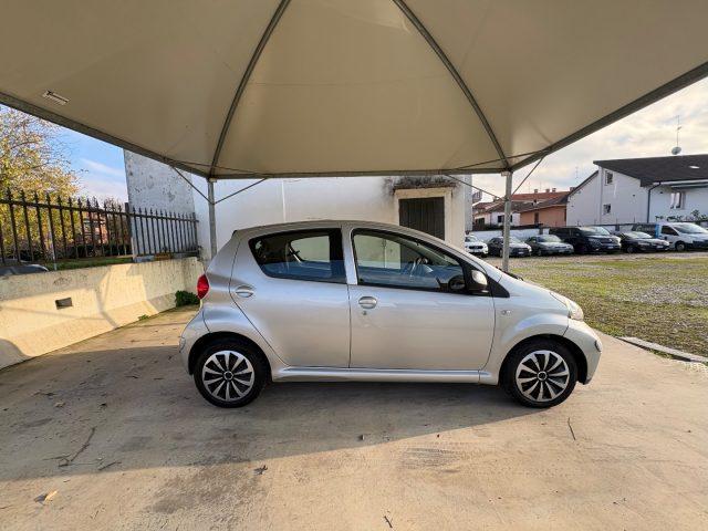 TOYOTA Aygo 1.0 12V VVT-i 5 porte OK NEOPATENTATI 5 PORTE