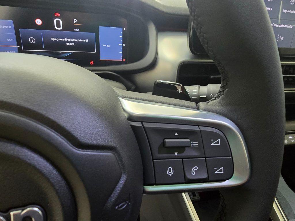 Jeep Avenger 1.2 Turbo 100 CV e-Hybrid Summit + Tetto