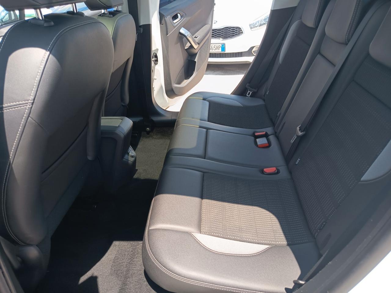 Peugeot 2008 1.6 e-HDi 92 CV Stop&Start Allure