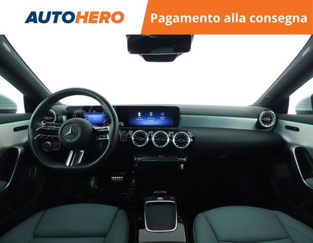 MERCEDES-BENZ CLA 200 Automatic Shooting Brake AMG Line Premium