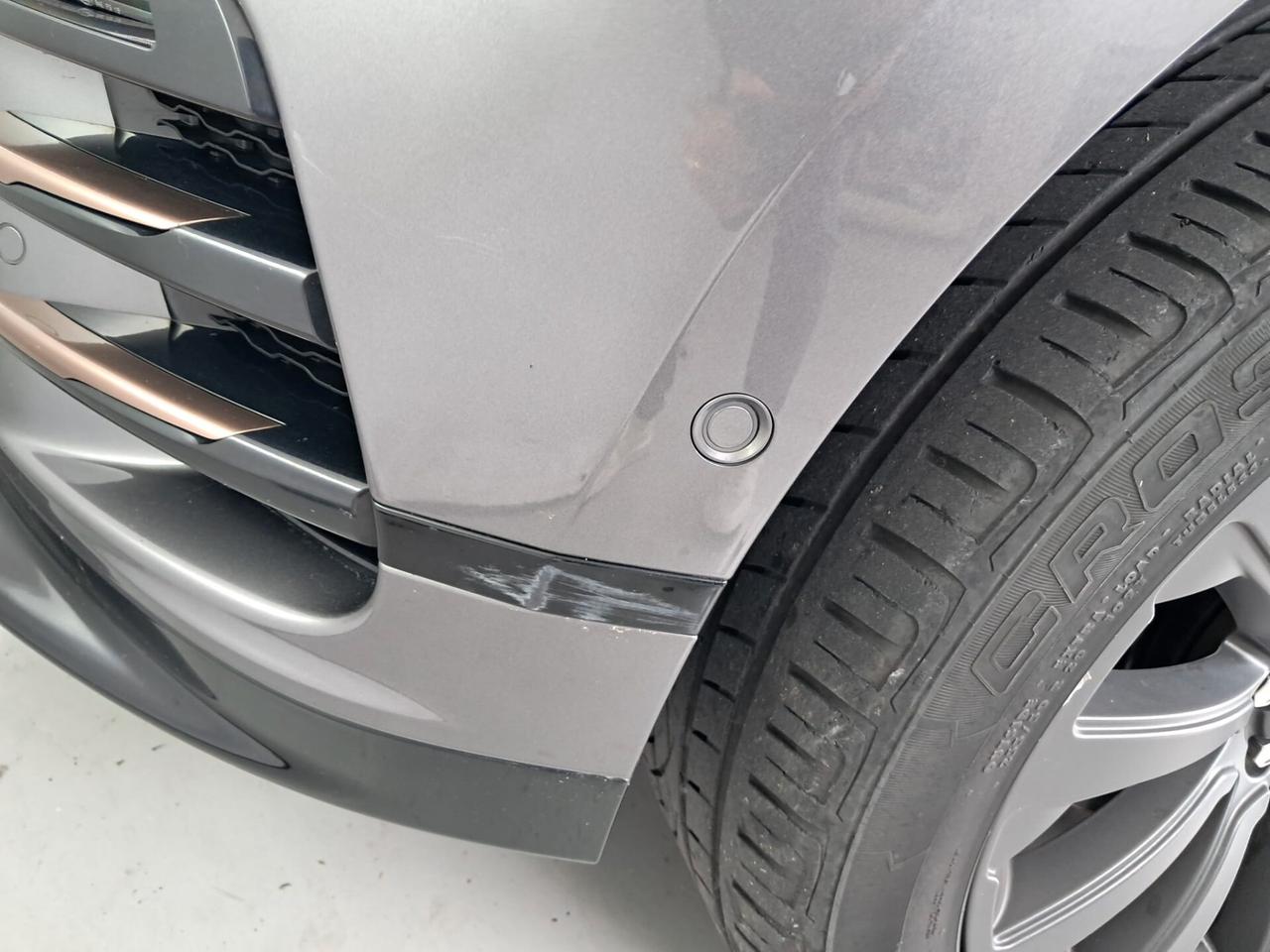 Land Rover Range Velar 2.0 Si4 250 CV R-Dynamic SE