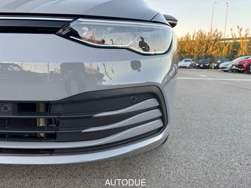 Volkswagen Golf VIII 2020 1.0 tsi evo Life 110cv