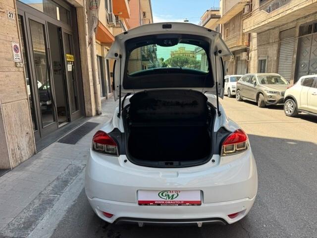 Renault Megane Coupé 1.5 dCi 110CV GT Line