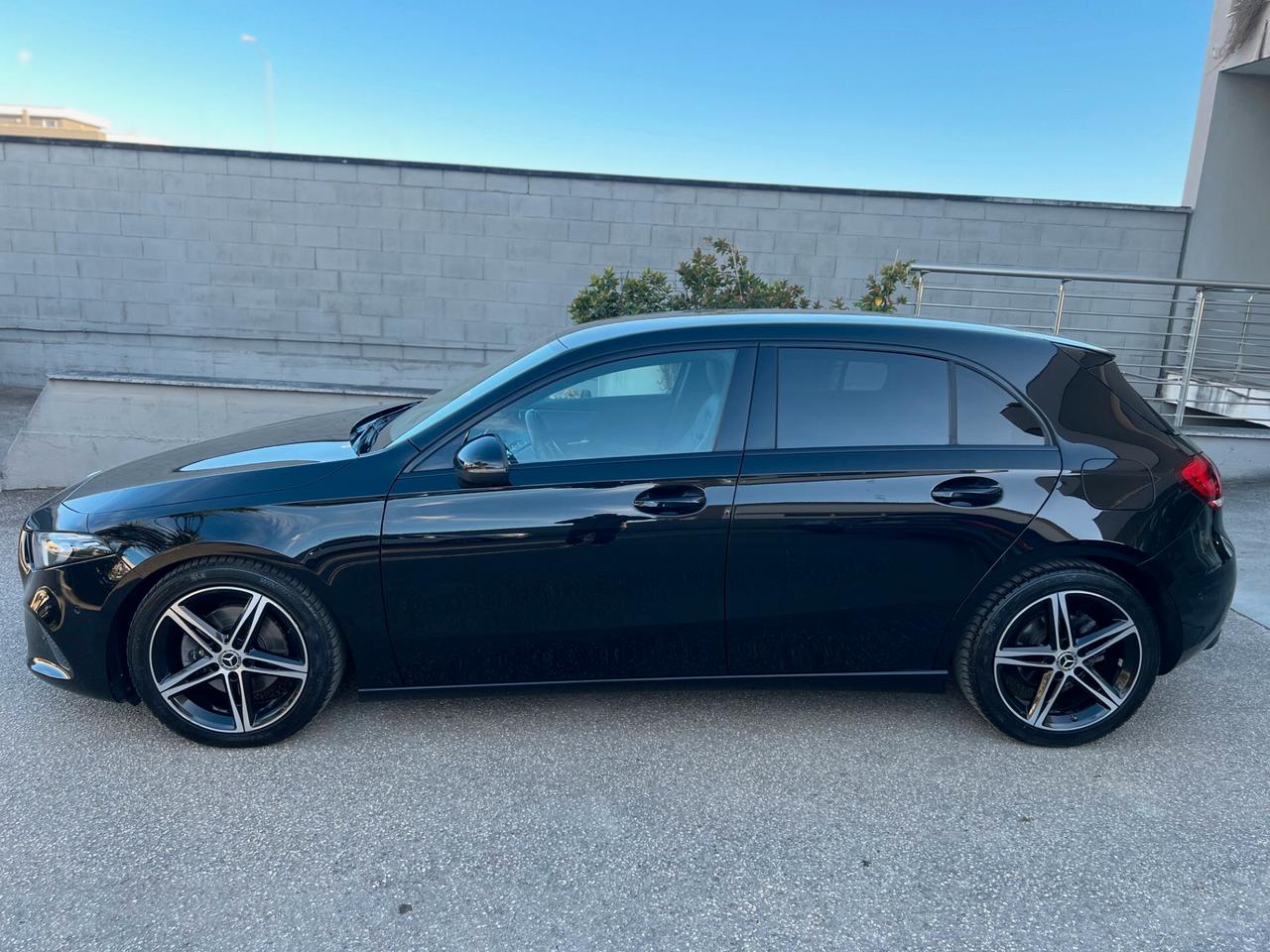 Mercedes-benz A 200 d 150cv SPORT NIGHT edition AUTOM. LED/PELLE PERF.