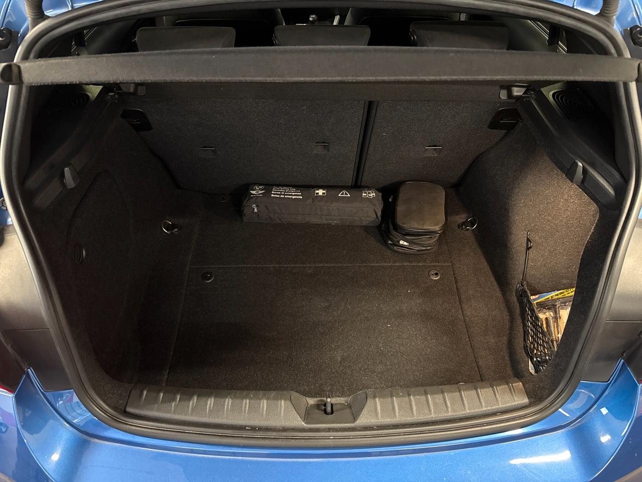 Bmw 118 118d 5p. Msport