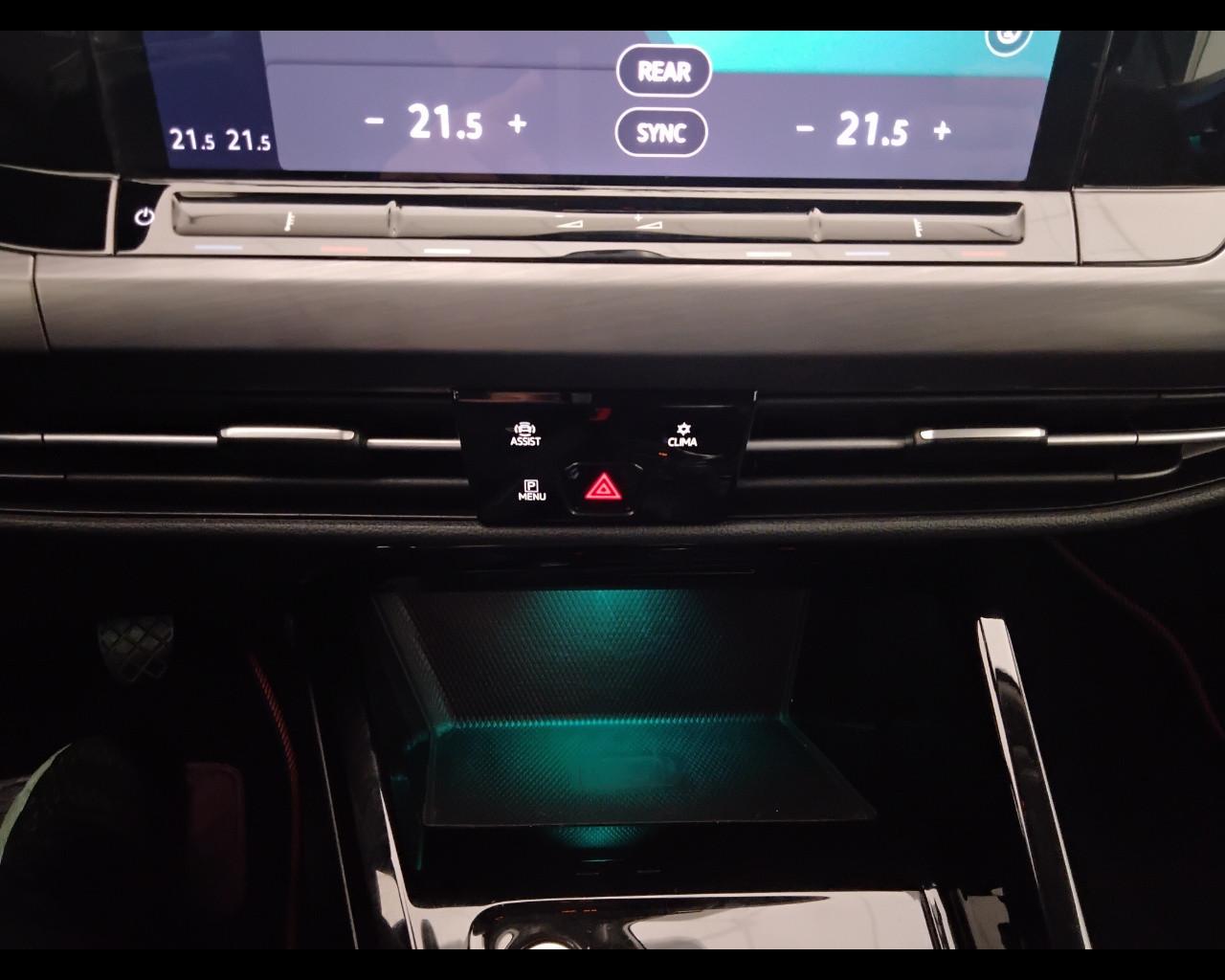 VOLKSWAGEN Golf VIII 2020 - Golf 2.0 tdi Style 115cv