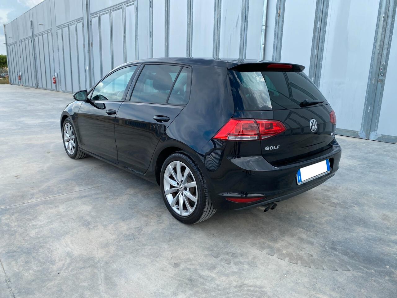 Volkswagen Golf 2.0 TDI 5p. Highline BlueMotion Technology