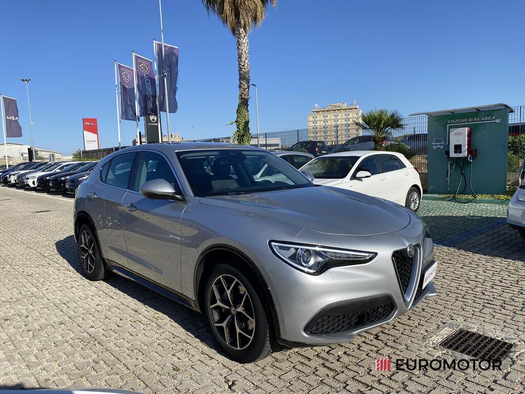 Alfa Romeo Stelvio 2.2 Turbo Veloce Q4 AT8