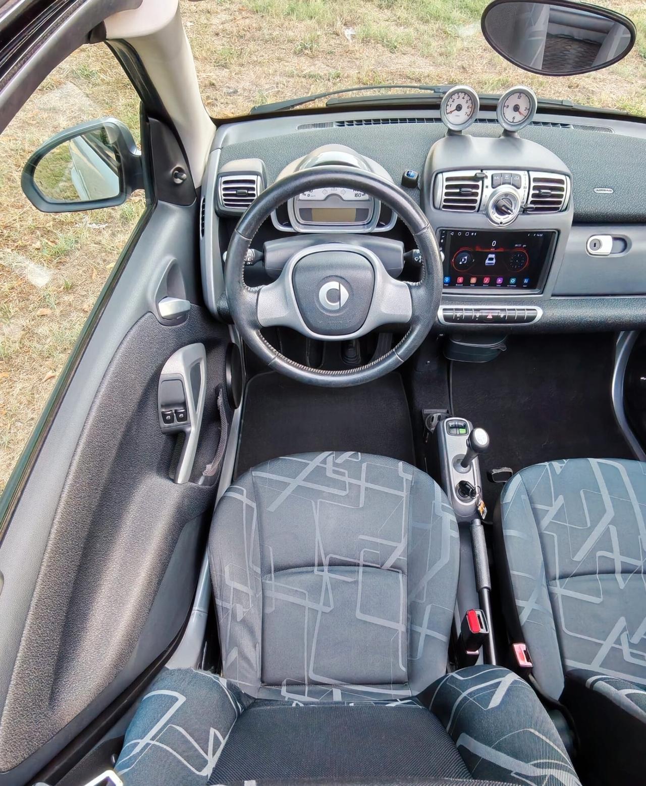 Smart ForTwo 1000 52 kW MHD cabrio passion