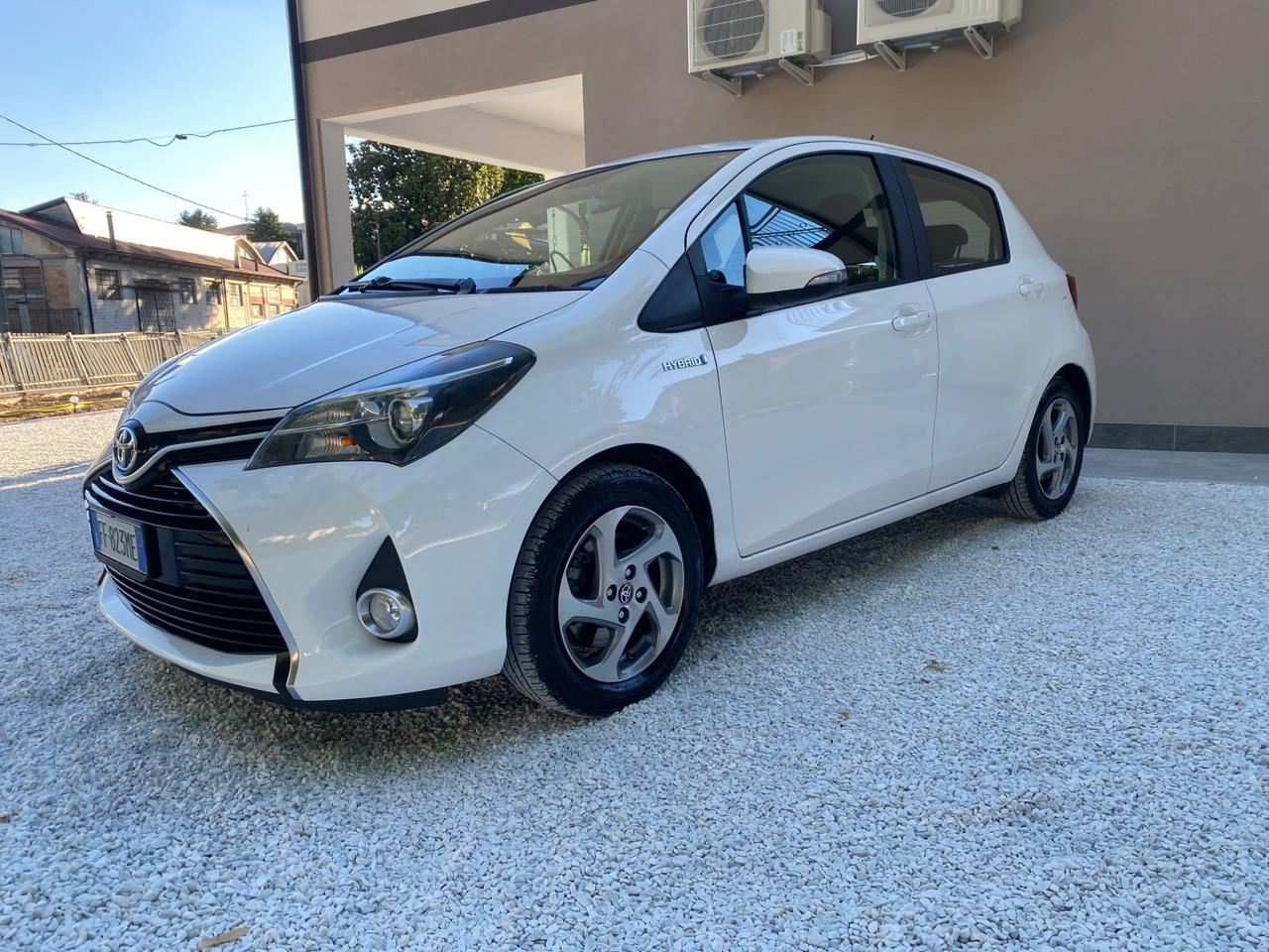 Toyota Yaris 1.5 Hybrid 5 porte Active NEOPATENTATI!!!