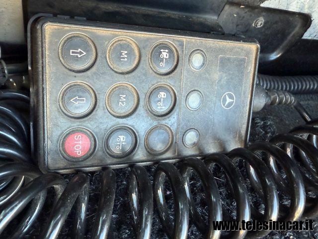 MERCEDES-BENZ ACTROS CON GRU HIAB 166 E-3 RADIOCOMANDO