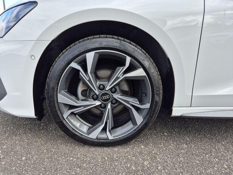 Audi A3 Sportback 30 g-tron S tronic S line Edition