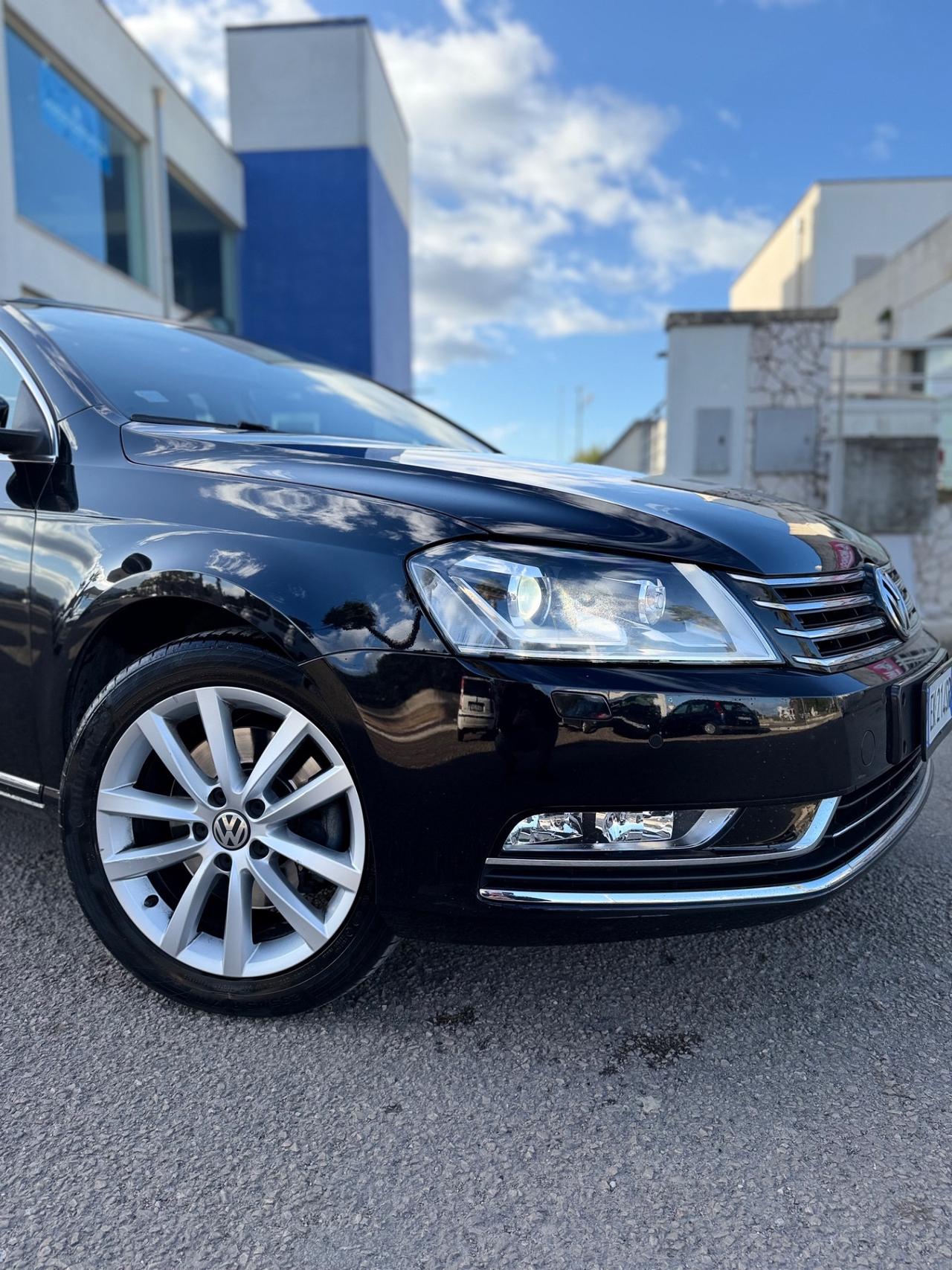 Volkswagen Passat 2.0 TDI Highline BlueM. Tech.