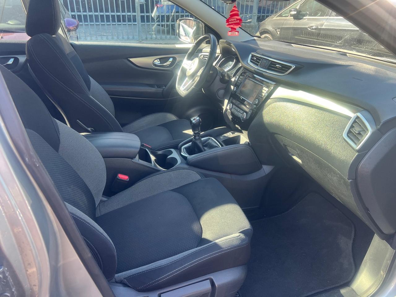 Nissan Qashqai 1.3 DIG-T 140 CV Tekna+