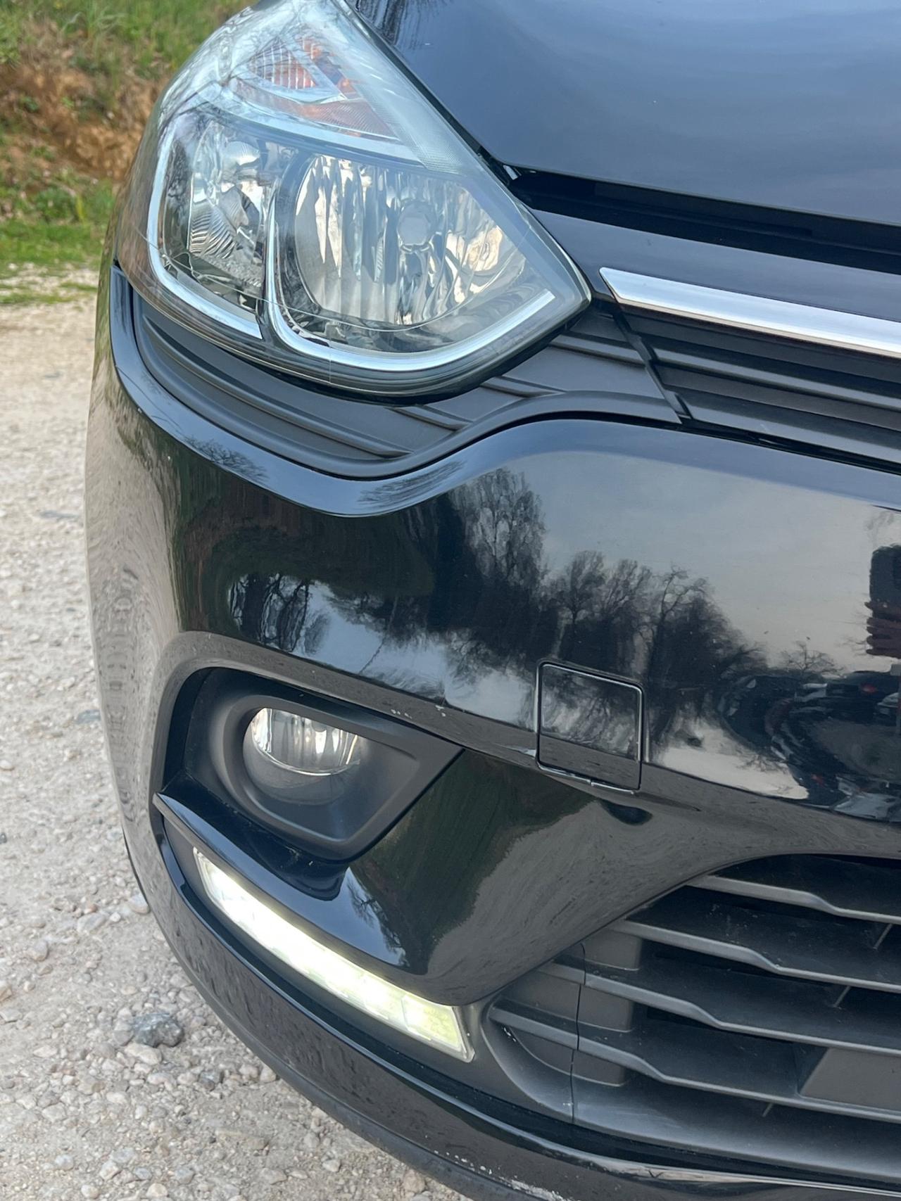 Renault Clio 1.2 75CV 5 porte Life PERMUTE RATE GARANZIA