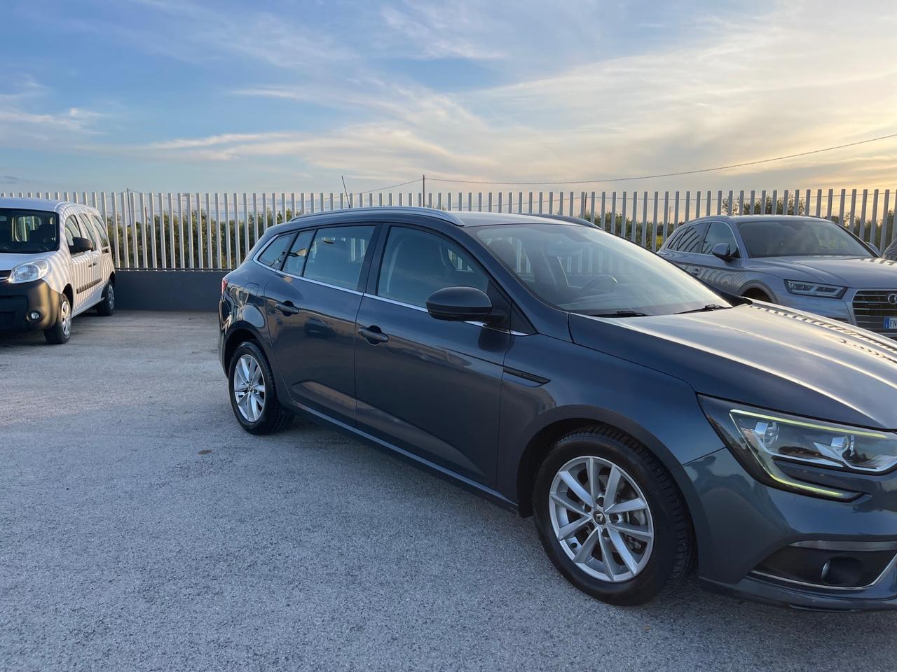 RENAULT MEGANE 1.5 DCI SW 110C. EDC FULL LED MY18