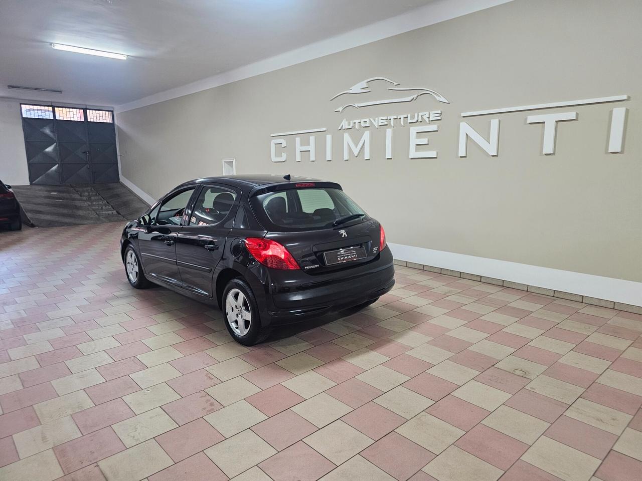 Peugeot 207 1.4 8V 75CV 5p. X Line ECO GPL