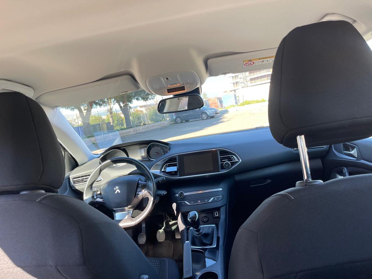 Peugeot 308 1.5 Blue HDI 100 Active #10305