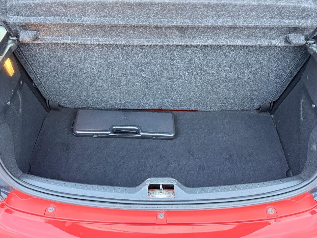 Lancia Ypsilon 1.2 Argento