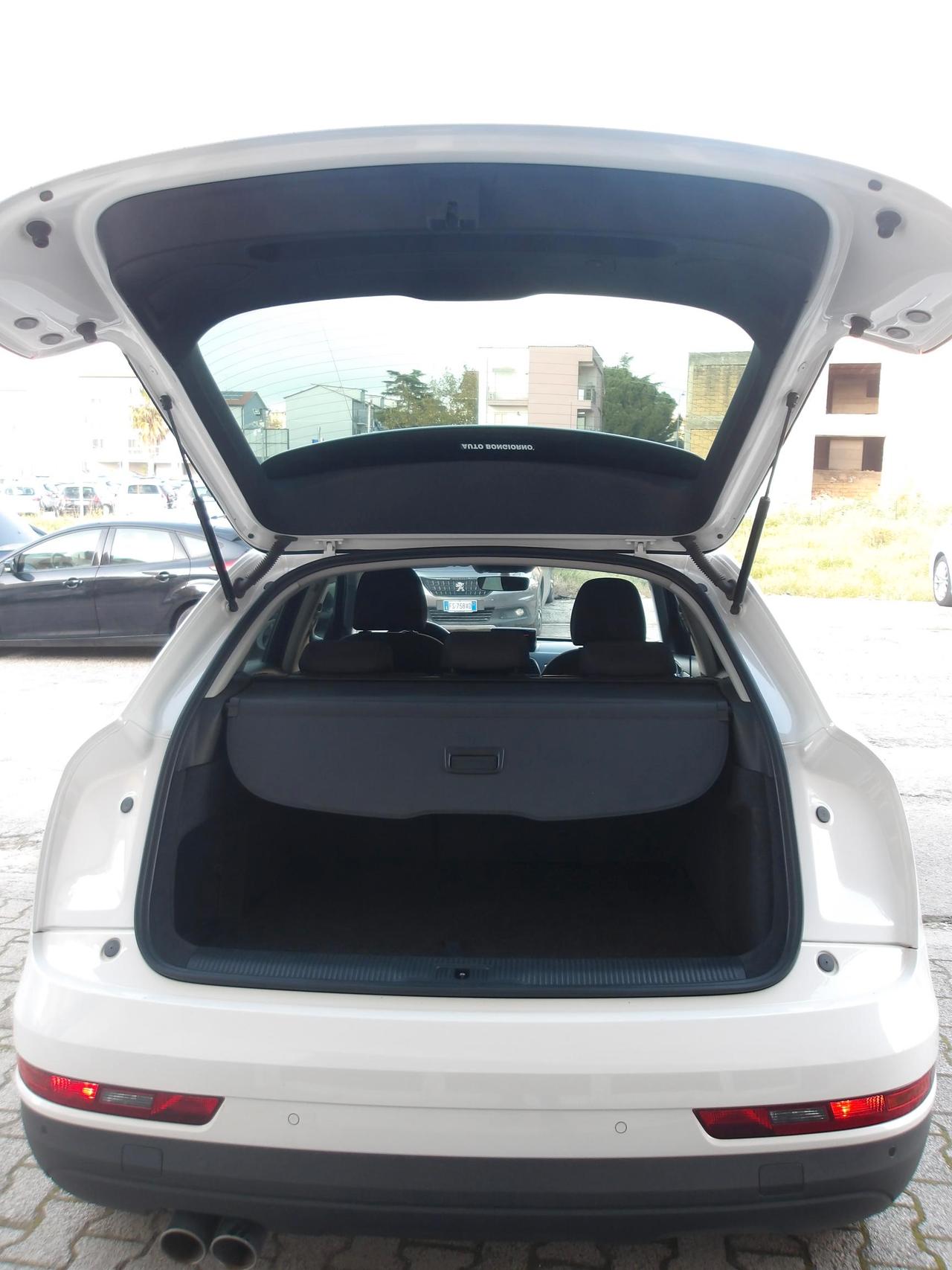 Audi Q3 2.0 tdi Business 150cv