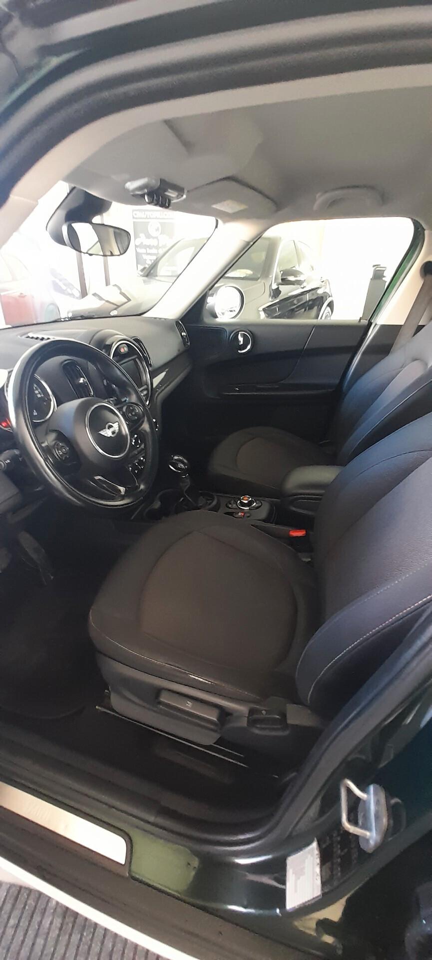 Mini Cooper D Countryman Mini 2.0 Cooper D Business Countryman Automatica