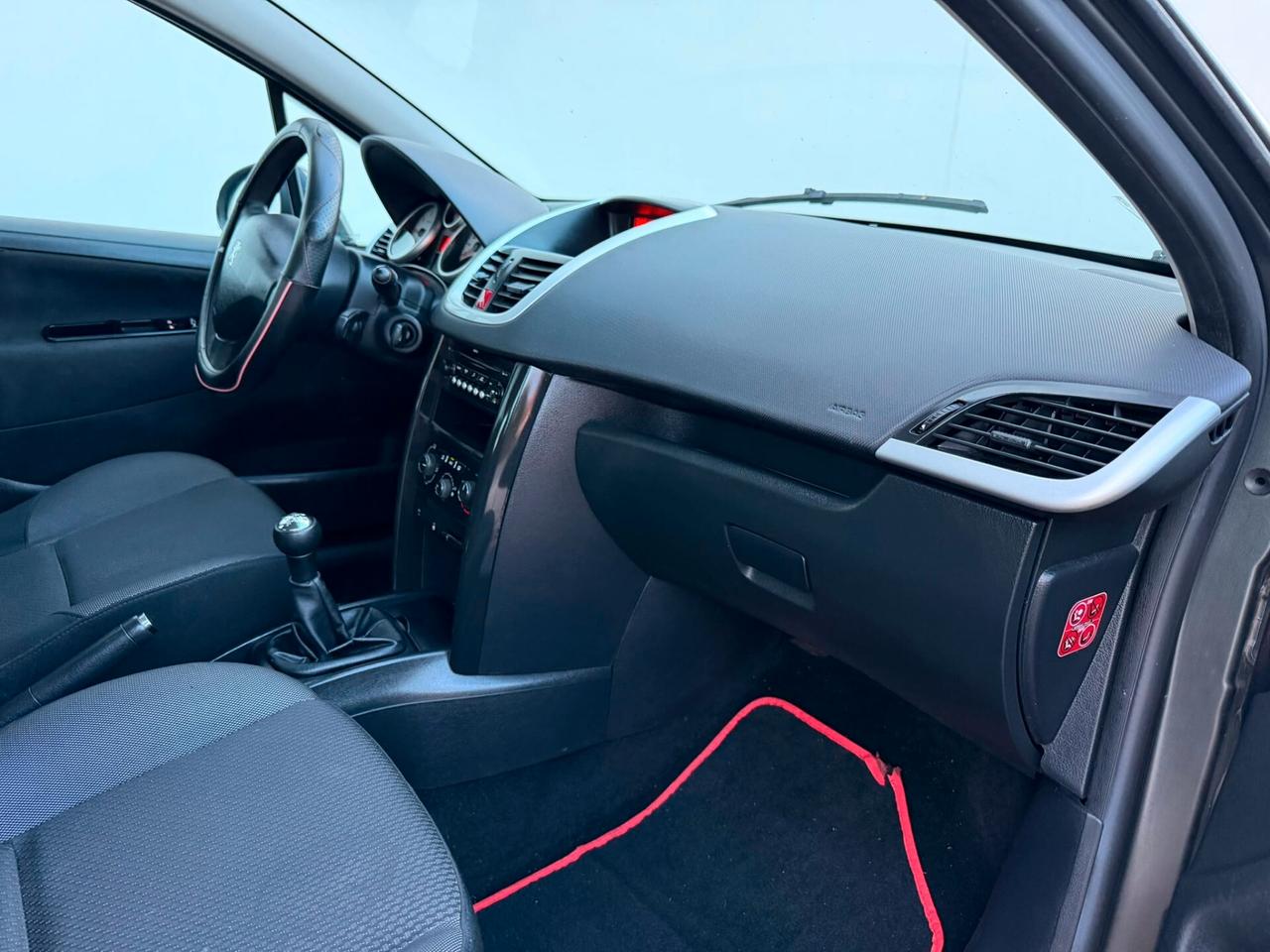 Peugeot 207 1.4 75CV X Line ECO GPL