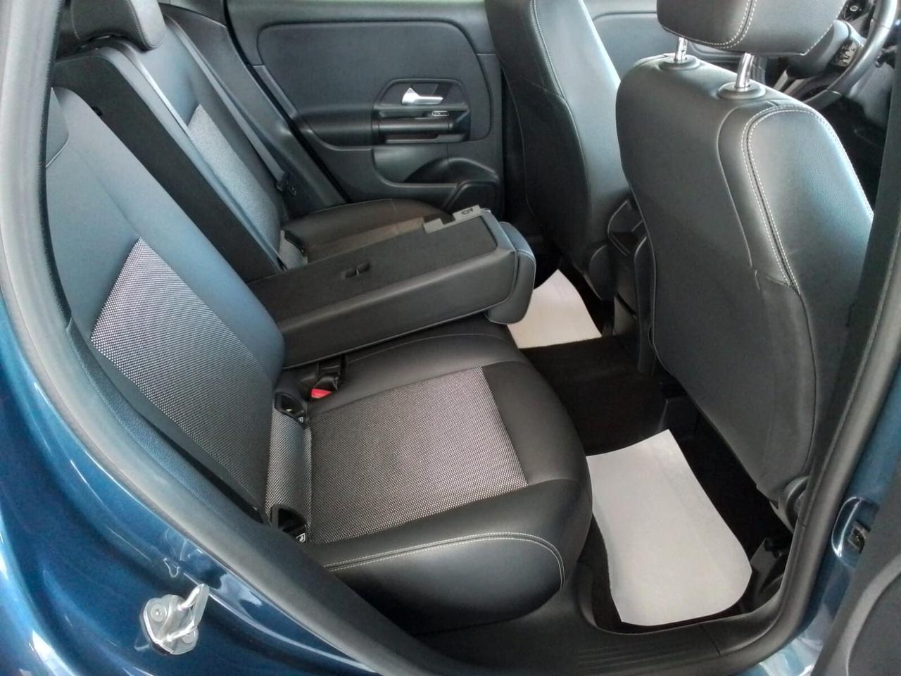 Mercedes-benz GLA 200d 150cv Automatic Business Extra