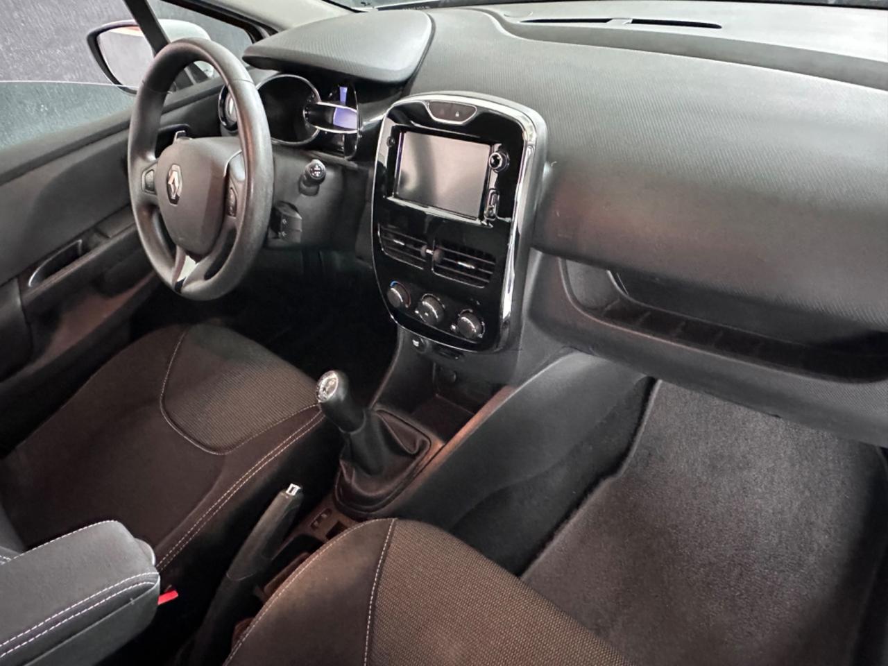 Renault Clio Sporter 1.2 75CV Live