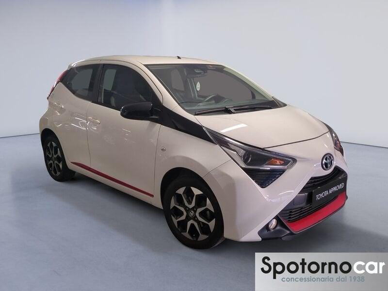 Toyota Aygo 1.0 VVT-i x-play