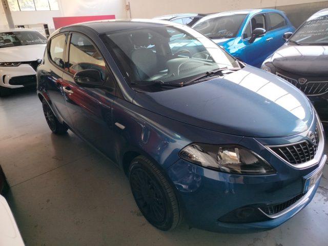 LANCIA Ypsilon 1.0 FireFly 5 porte S&S Hybrid Ecochic Silver