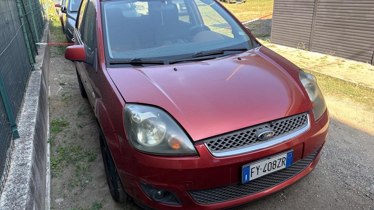 Ford Fiesta 1.4 TDCi 5p. Ghia