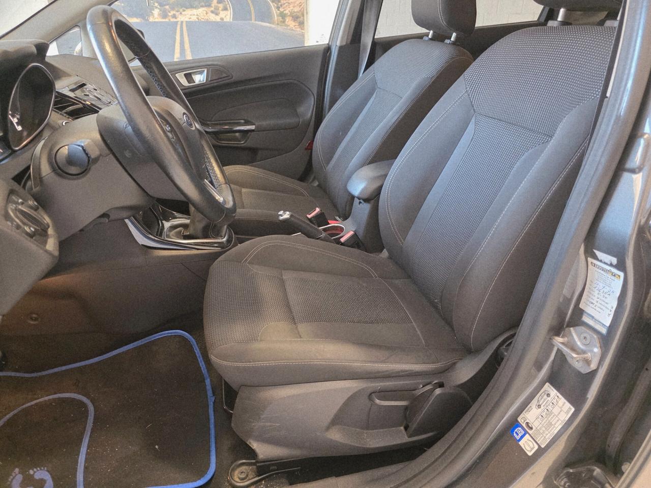 Ford Fiesta 1.4 5p. Bz.- GPL Titanium 1 proprietario