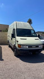 Iveco Daily 35S9 2.8 D PM Cabinato