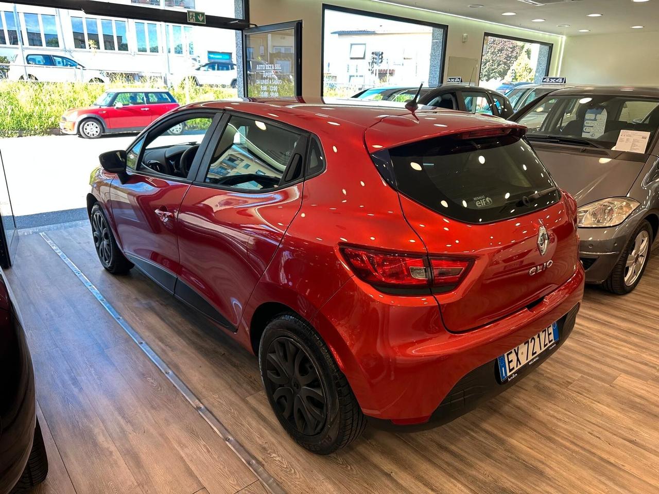 Renault Clio 1.2 75CV GPL 5 porte Costume National