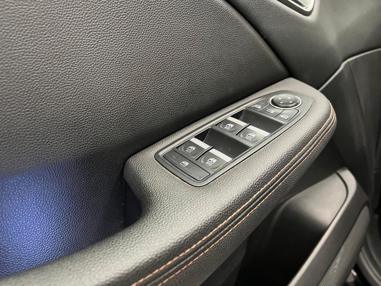 Renault Clio TCe 130 CV EDC FAP 5 porte Initiale Paris Bose sound