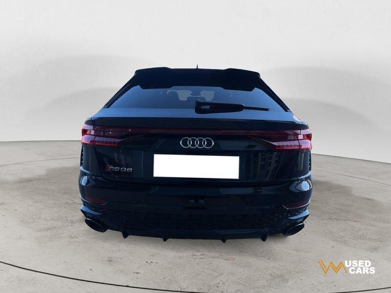 Audi Q8 RS TFSI V8 quattro tiptronic